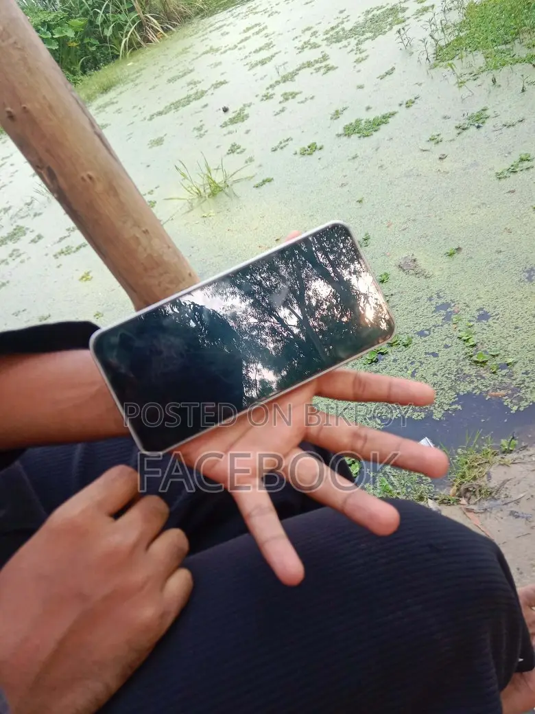 Samsung Galaxy F16 128 GB Gold