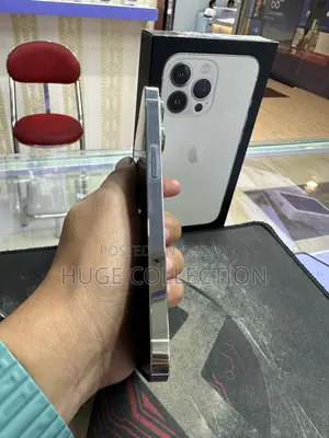 অ্যাপল আইফোন ১৩ প্রো ১২৮ জিবি সাদা