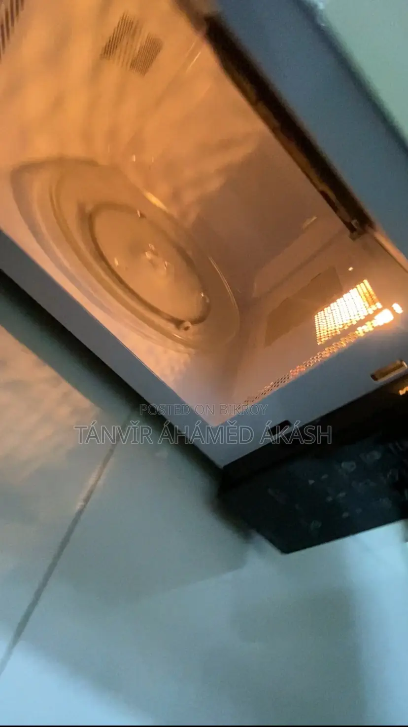সিঙ্গার প্রো মাইক্রোওয়েভ কম্বি-গ্রিল (SMW925AMGPro)