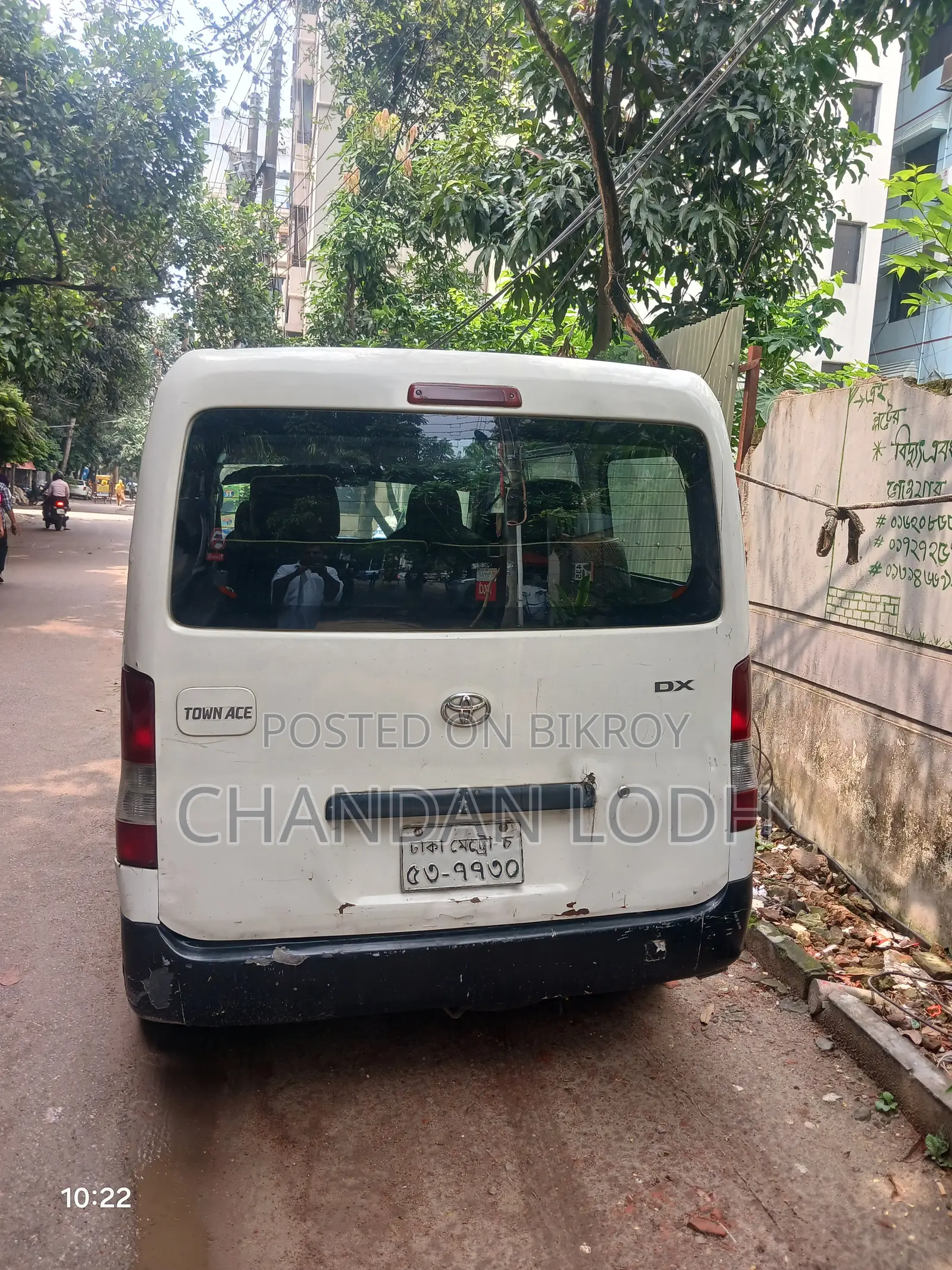 Toyota Grand HiAce 2008 White