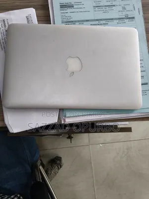 Laptop Apple MacBook 2012 4GB Intel Core I5 HDD+SSD 256GB