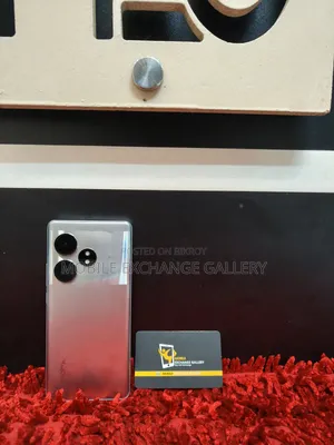 Realme GT 6 256 GB Silver