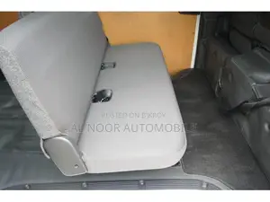 টয়োটা হাইএস ২০২১ সাদা