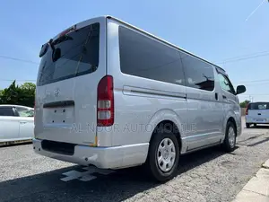 Toyota HiAce 2021 Silver