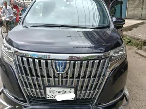 টয়োটা এস্কয়ার ২০১৭ ব্ল্যাক