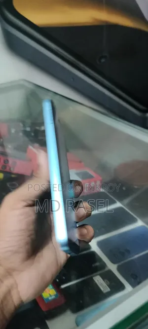 ইনফিনিক্স হট ৩০আই ১২৮ জিবি ব্লু