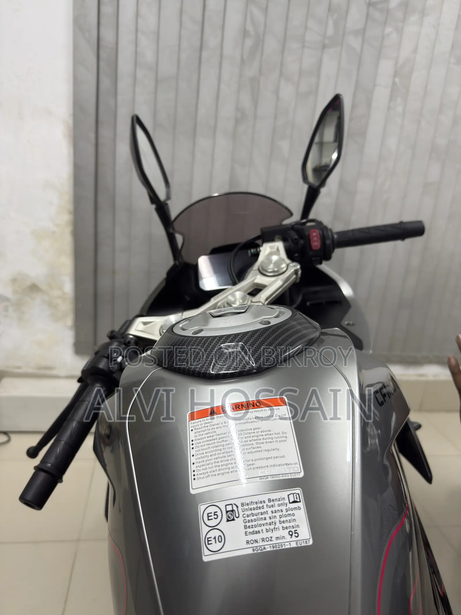 CFMoto 300SR 2025 Black