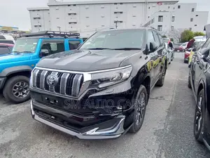 Toyota Land Cruiser Prado 2.7 2023 Black
