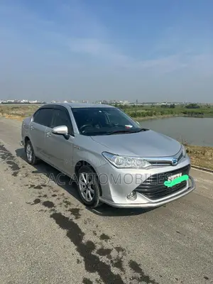 Toyota Axio 1.5 G 2WD 2015 Silver
