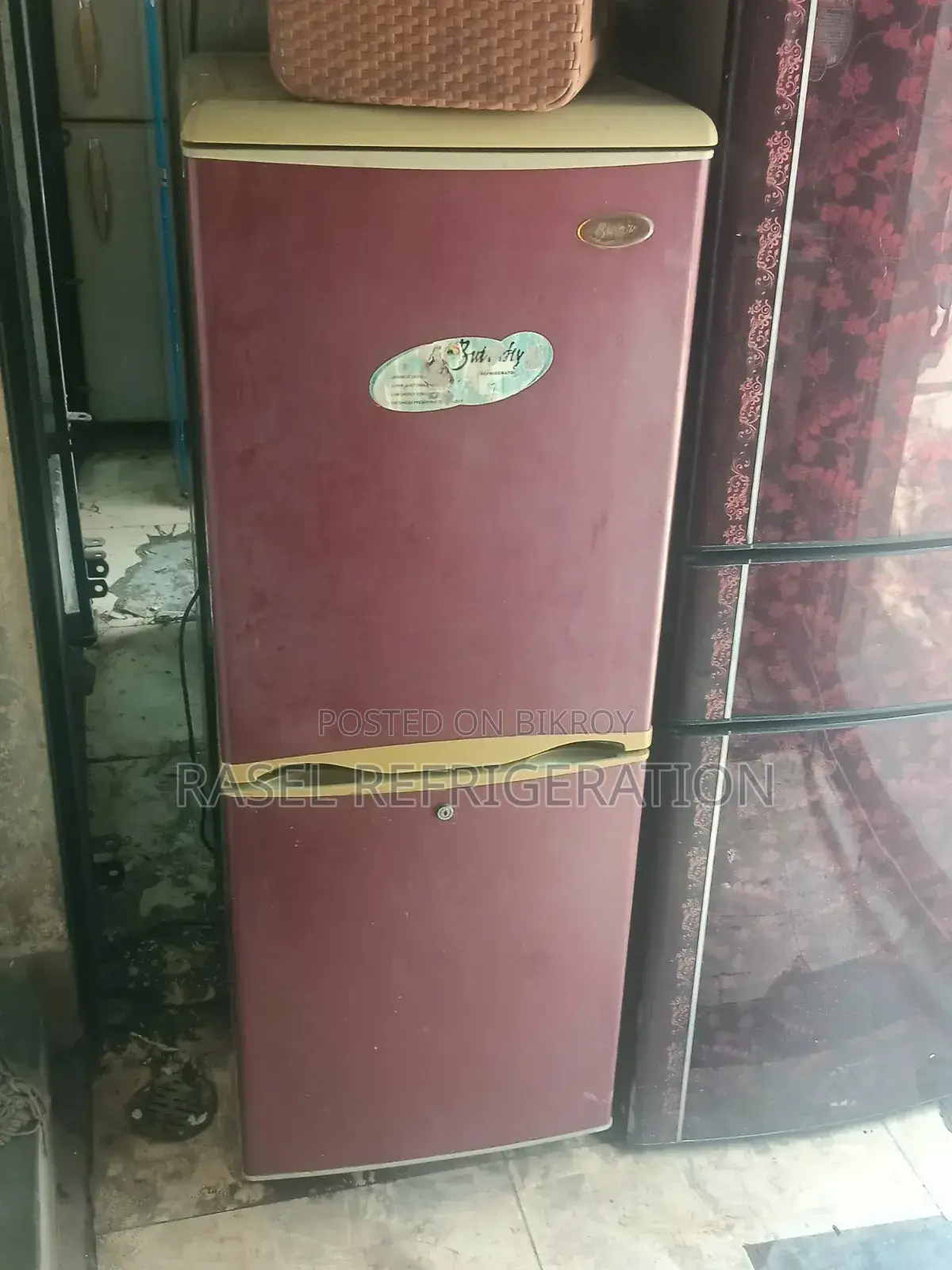 14 CFT Deep Running LG Fridge for Sale