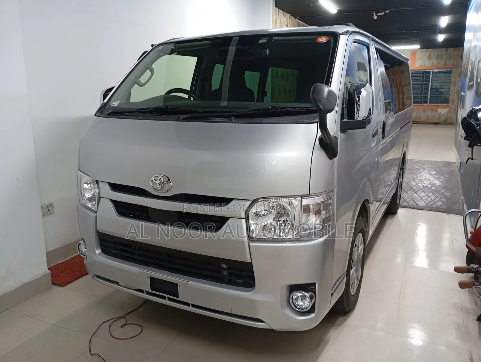 Toyota HiAce 2021 Silver