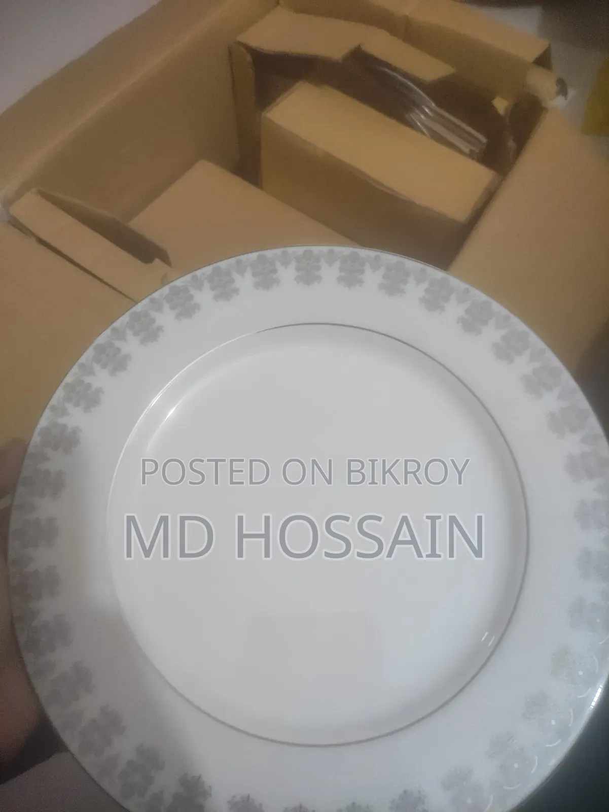 Dinner Set 32 PCS (Brand New)