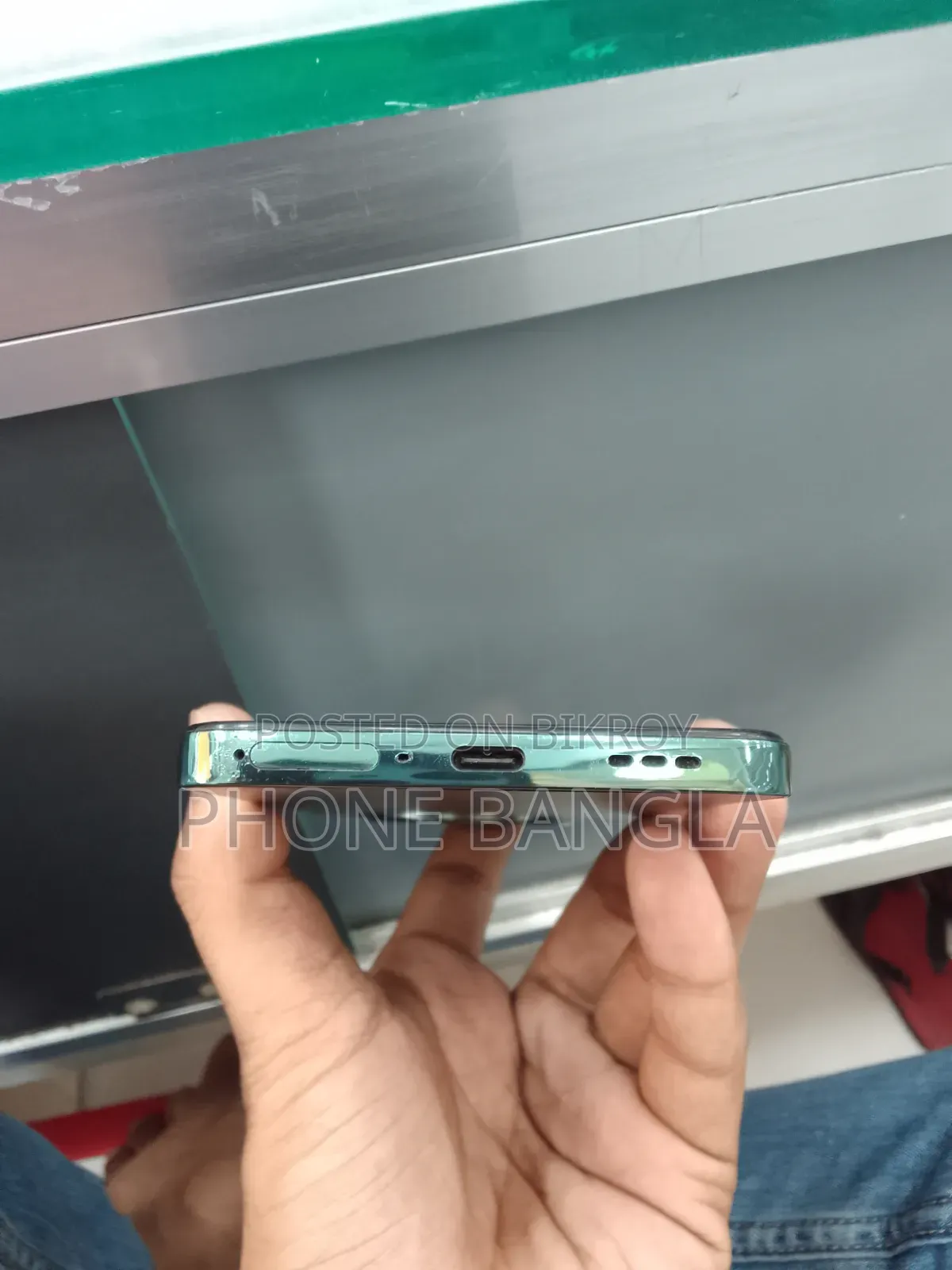 Oppo F27 256 GB Green