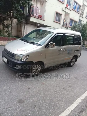 Toyota HiAce 2007 Silver