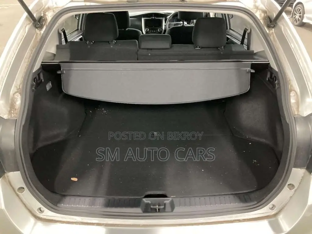 Toyota Corolla Fielder 1.5 Hybrid FWD 2021 Silver