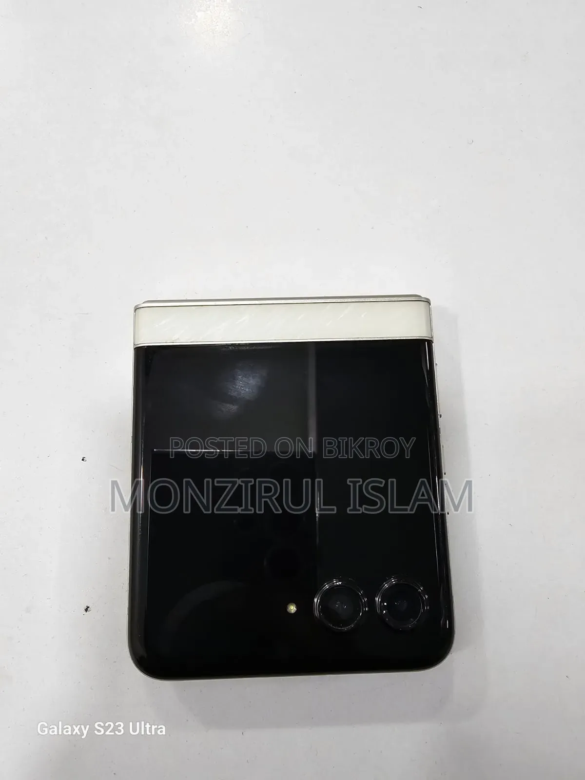 Motorola Razr 60 256 GB White