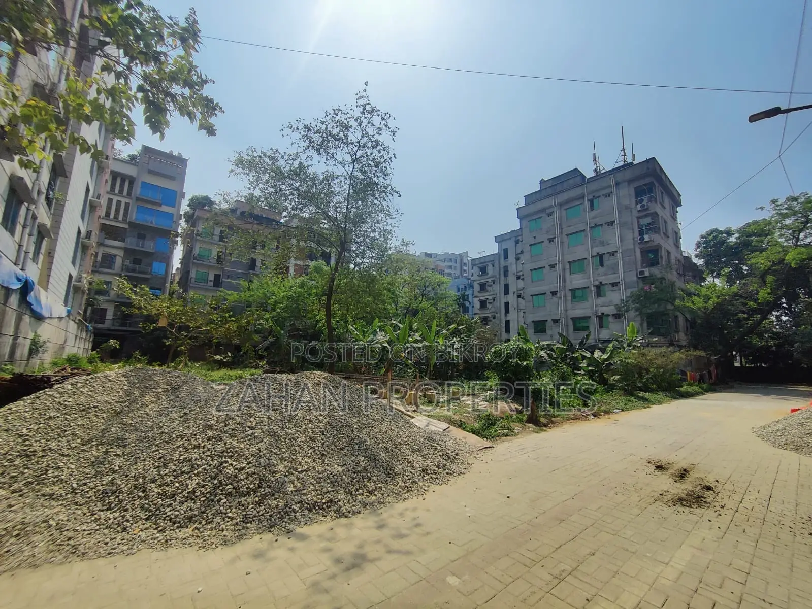 আই ব্লক ৯ কাঠা প্লট বিক্রয়