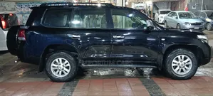 Toyota Land Cruiser 2011 Black