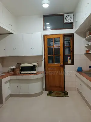 Furnished 3-bedroom Apartment in Baridhara for Rent
