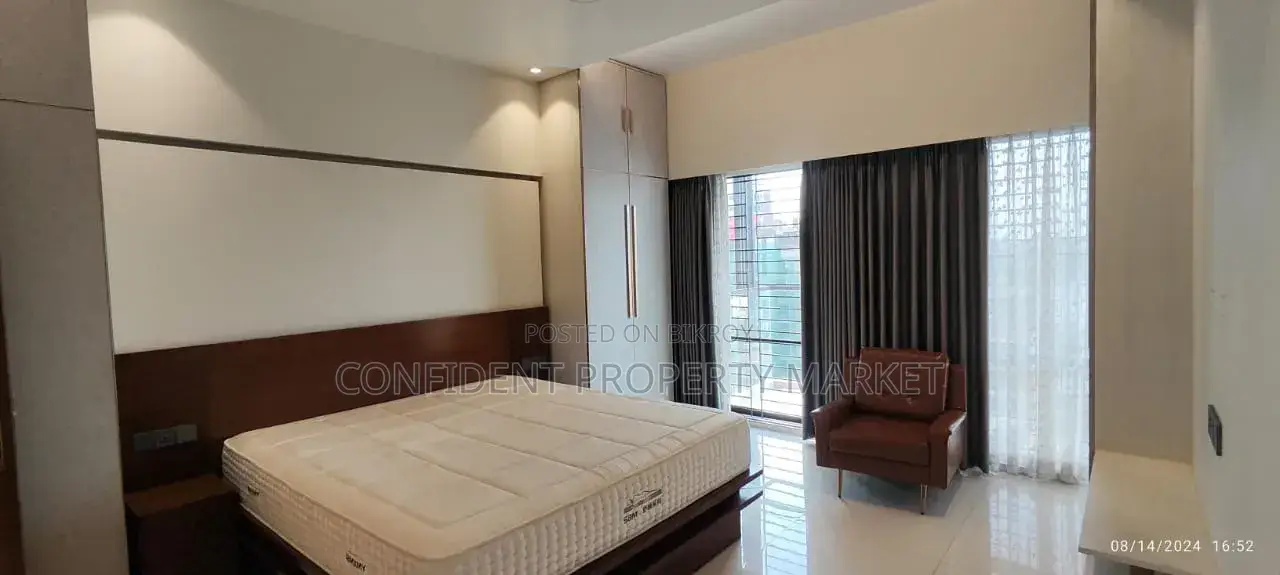 Furnished 3-bedroom Apartment in Baridhara for Rent
