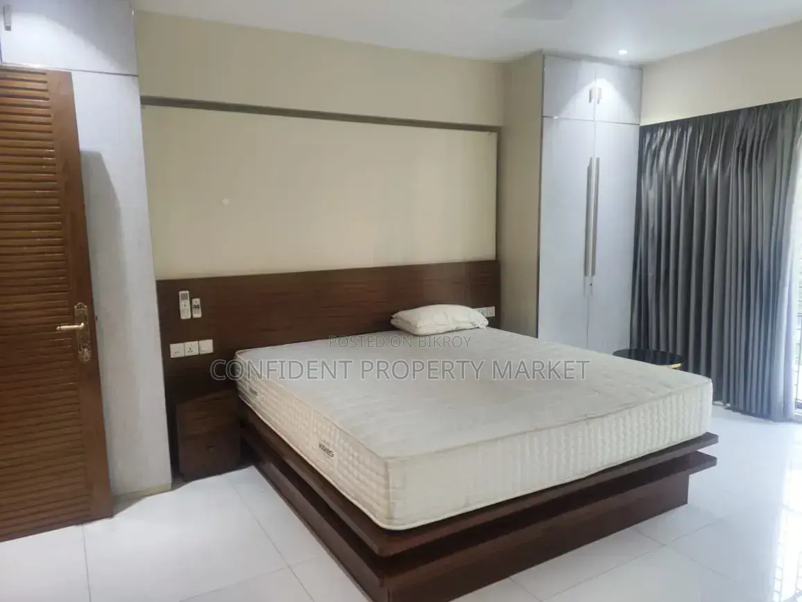 Furnished 3-bedroom Apartment in Baridhara for Rent