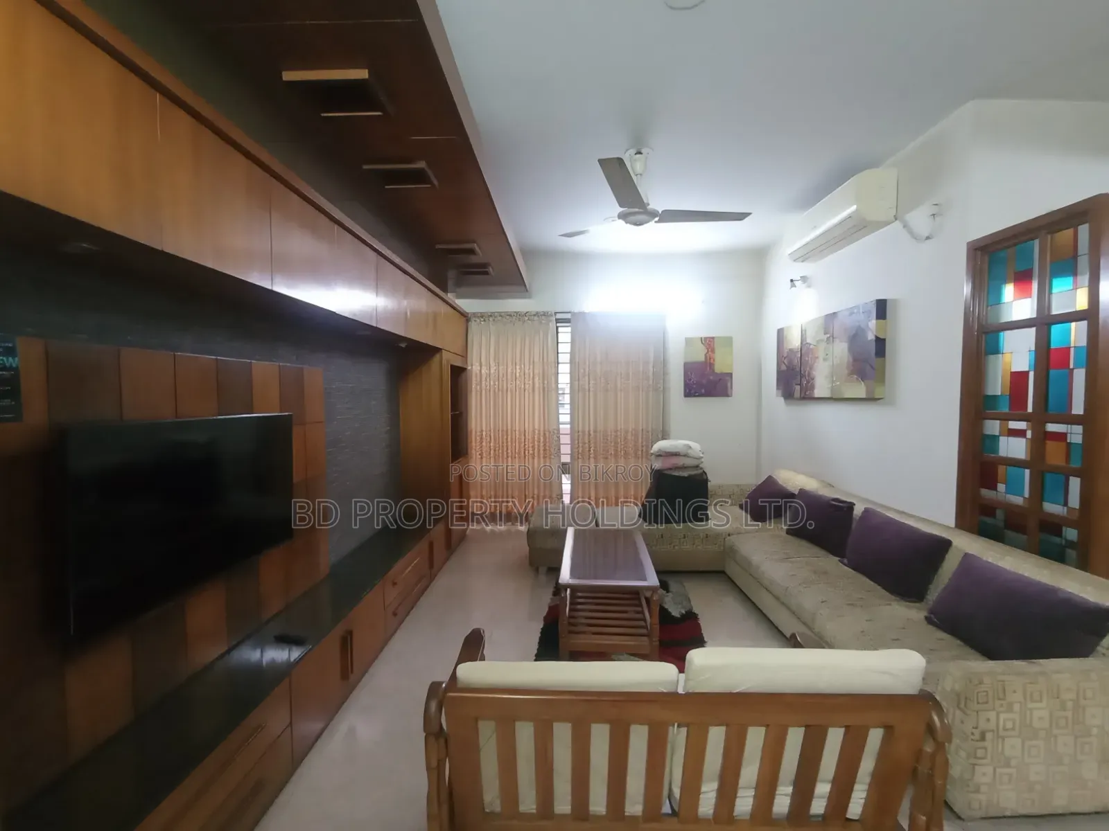 উত্তরায় ফার্নিশড ৩ বেডরুমের অ্যাপার্টমেন্ট ভাড়ার জন্য