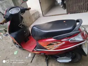 Hero Pleasure 2022 Red