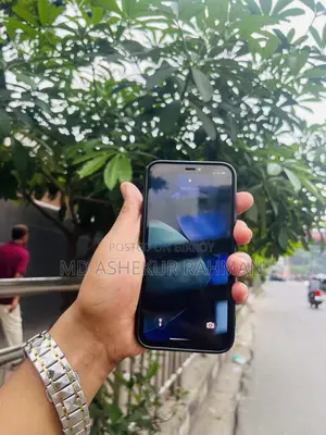 অ্যাপল আইফোন ১১ প্রো ২৫৬ জিবি নীল