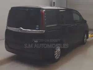 Toyota Noah 1.8 FWD Hybrid (7 Seater) 2021 Black