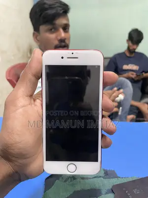 Apple iPhone 7 128 GB Red
