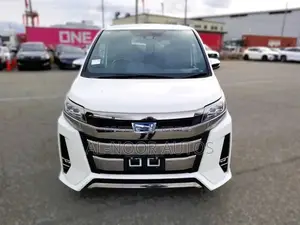Toyota Noah 2021 Pearl