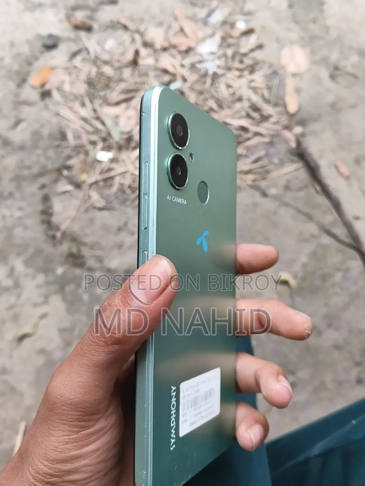 Symphony G26 32 GB Silver