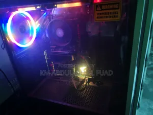 Desktop Computer 8GB AMD Ryzen 5 SSD 256GB