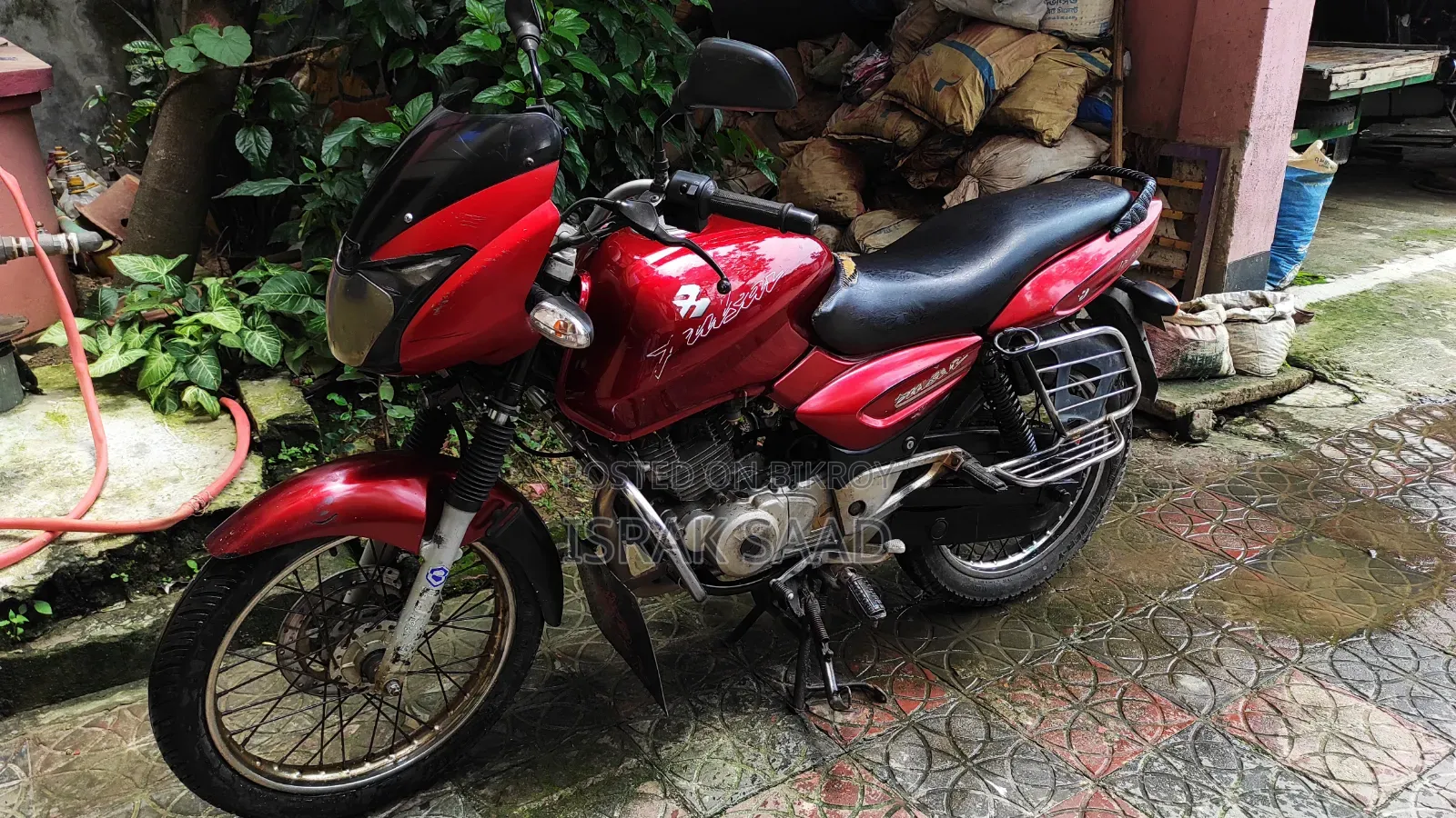 Bajaj Pulsar 150 2006 Red