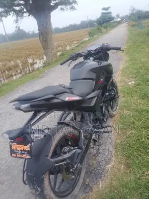 Bajaj Pulsar N160 2025 Black