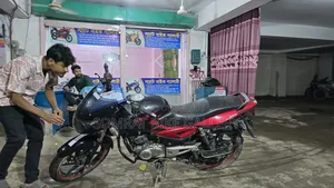 Bajaj Pulsar 150 2015 Black