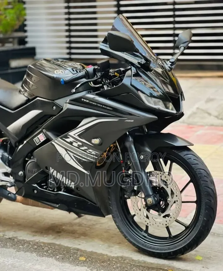 Yamaha R15 V3 2023 Black