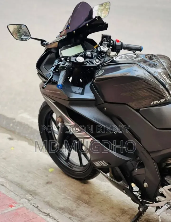 Yamaha R15 V3 2023 Black