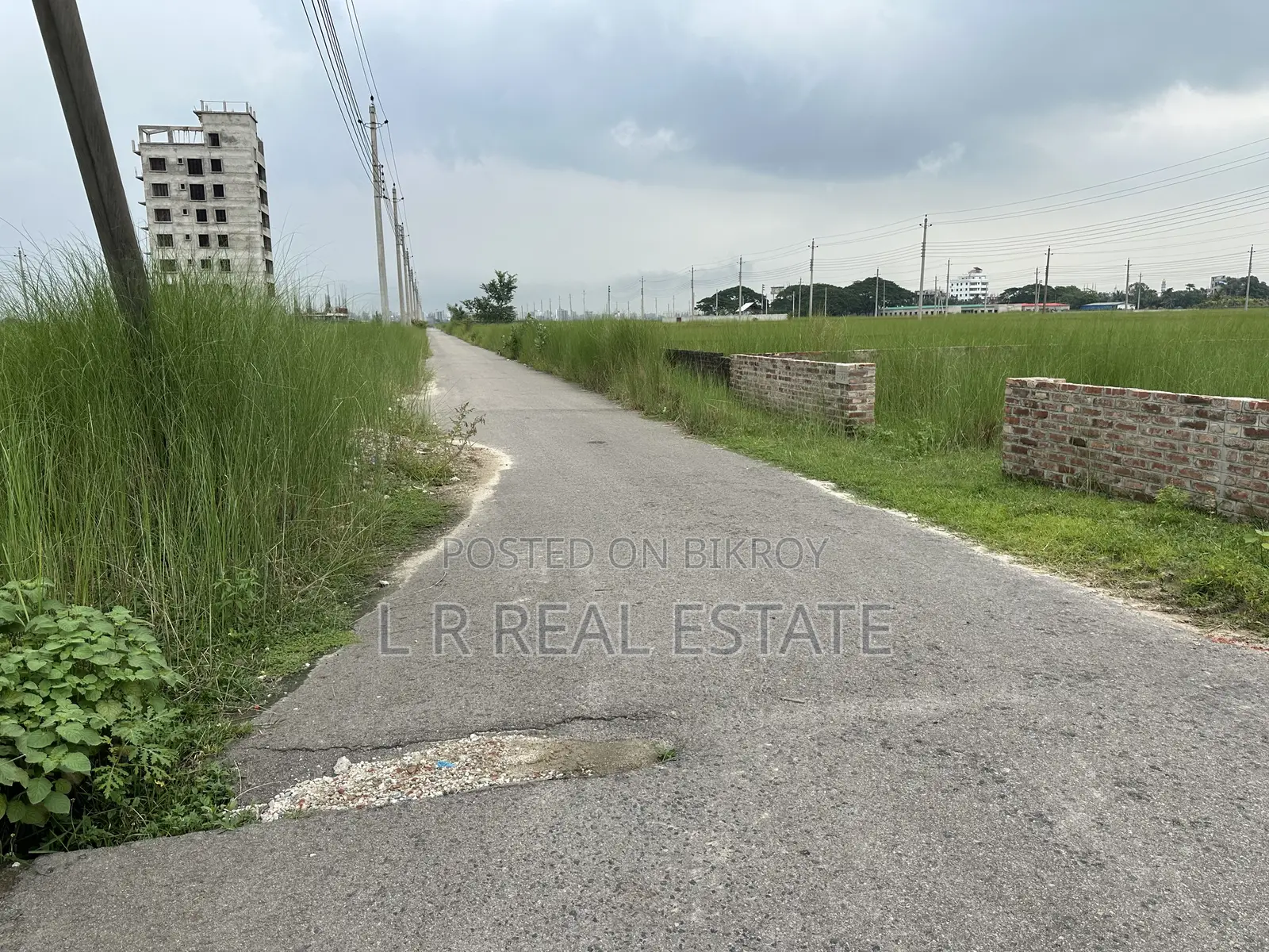 Block-N, 3-Katha, South-East Corner Plot for Sale in Bashundhara