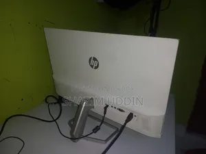 HP 24 Inch Monitor Urgent Sell