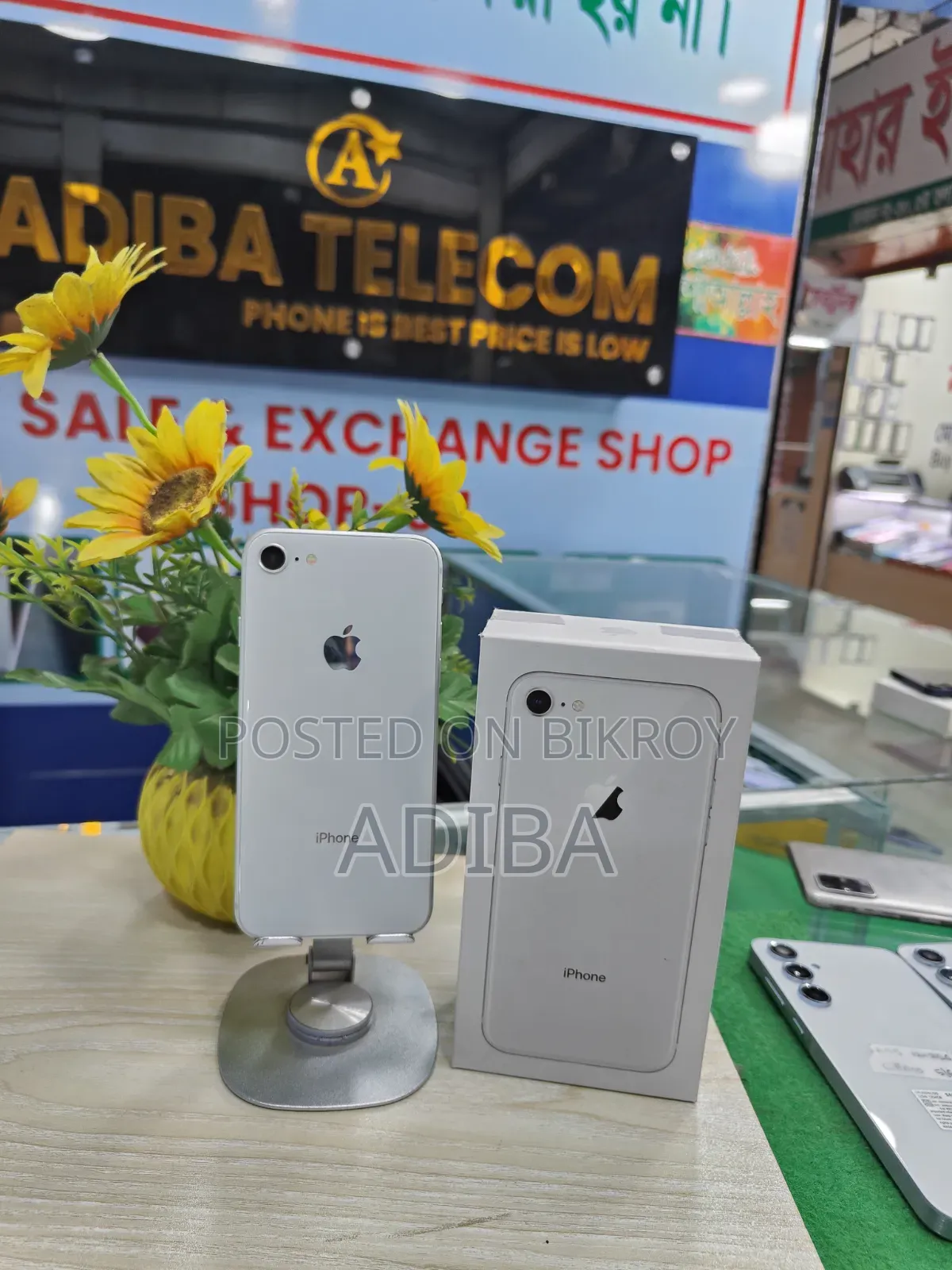 Apple iPhone 8 64 GB White