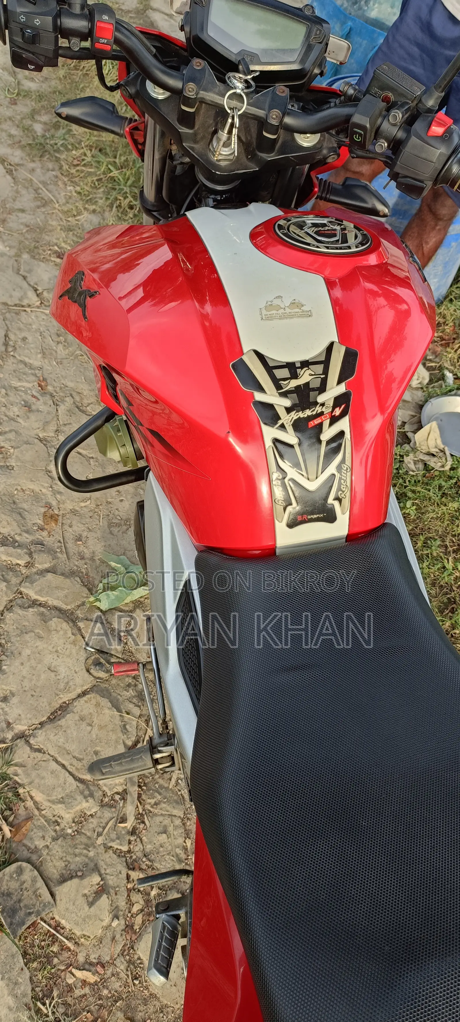 TVS Apache 160 4V 2018 Red