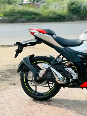 Suzuki Gixxer SF FI 2024 Orange