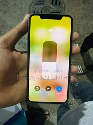Apple iPhone X 64 GB White