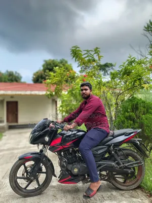 Bajaj Pulsar 150 2022 Black