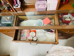 ড্রেসিংটেবিল