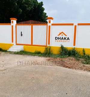 সেক্টর-৭ এ ৩০/৫৪ ফুট কর্নার ৫ কাঠা দক্ষিণ/পশ্চিমমুখী