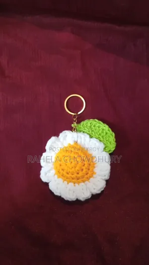 Crochet Daisy Flower Keychain