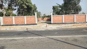 3 Katha plot at low price in Sector 21