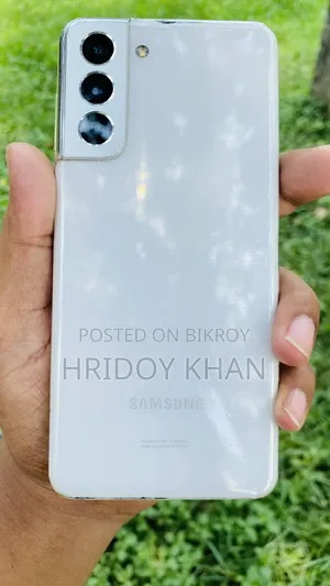 স্যামসাং গ্যালাক্সি এস২১ ৫জি ১২৮ জিবি হোয়াইট